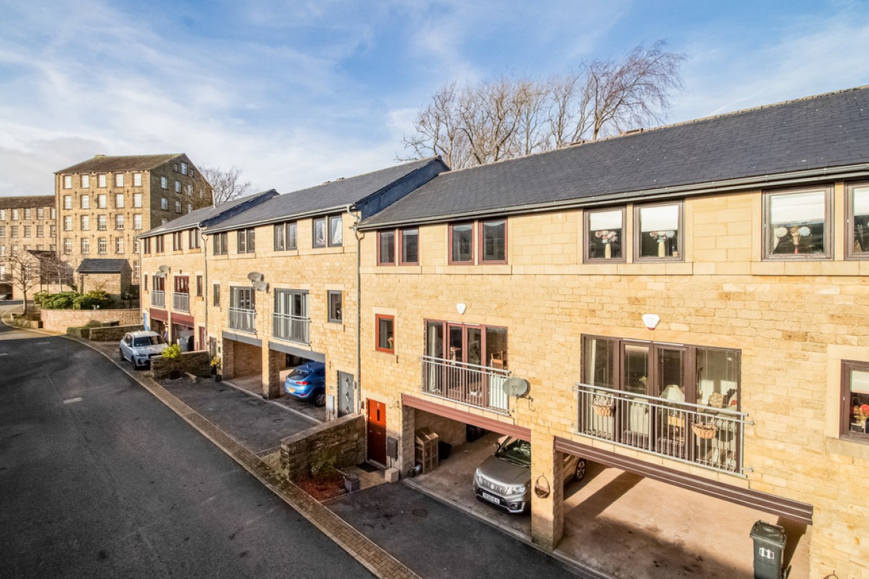 Images for Lower Mill Mews, Meltham, Holmfirth