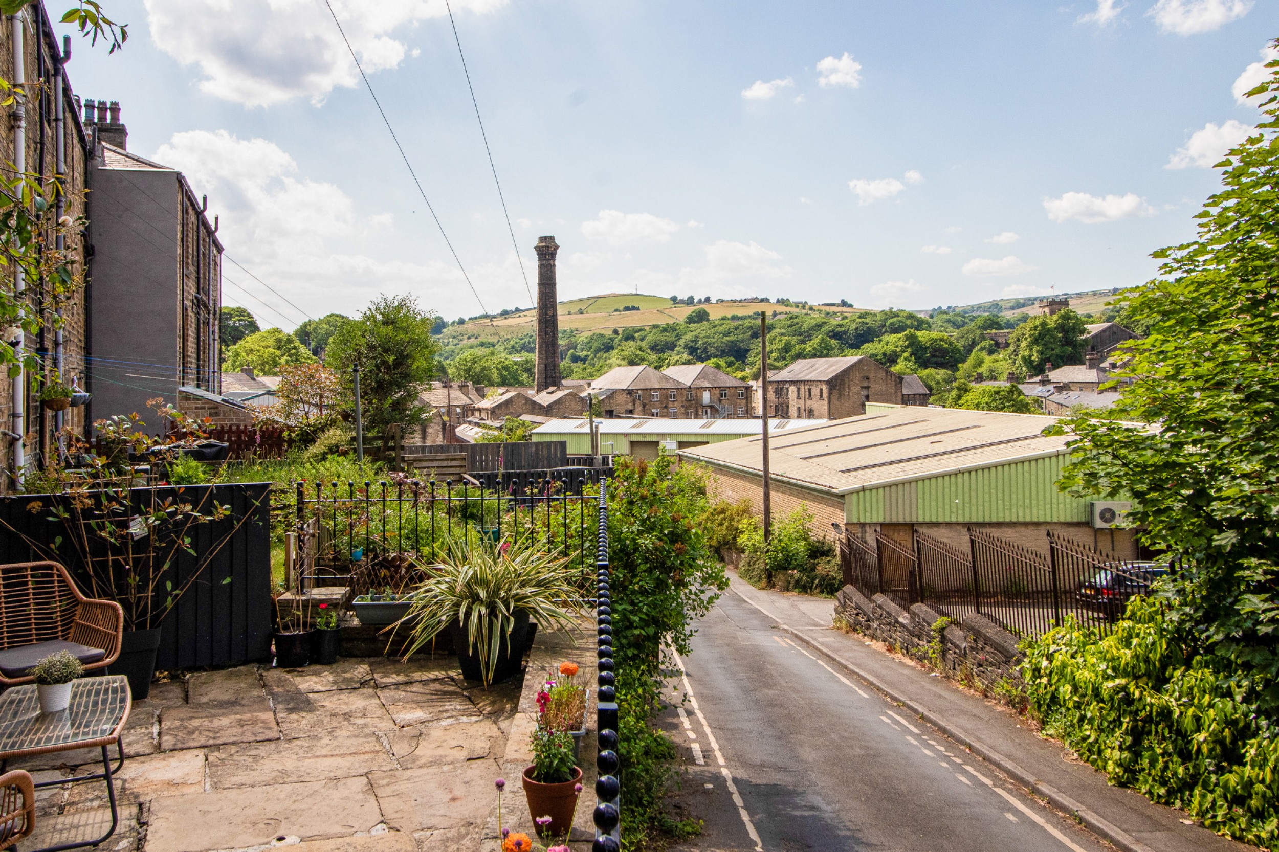Discover the Charm of Slaithwaite: A Hidden Gem in Huddersfield   